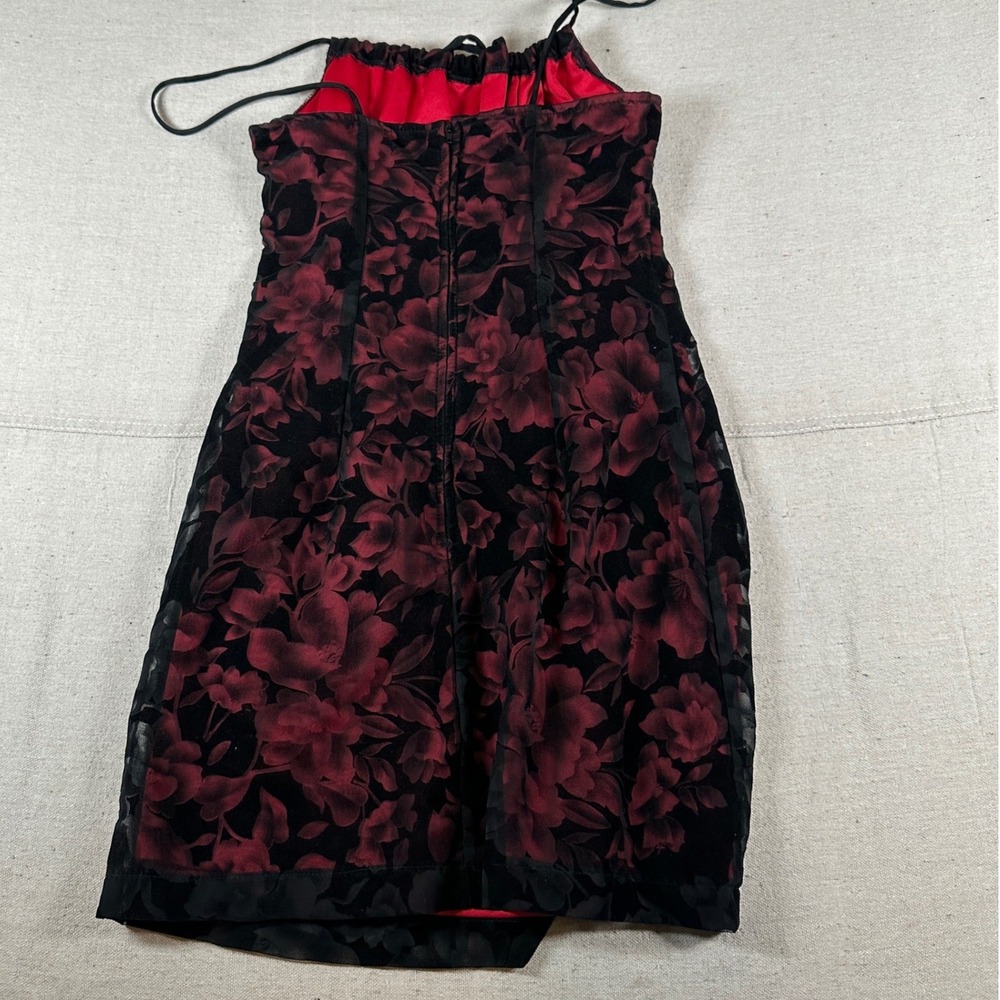 Evolution Not Revolution Vintage 90s Red Black Floral Velvet Burnout Mini Dress - Picture 9 of 9